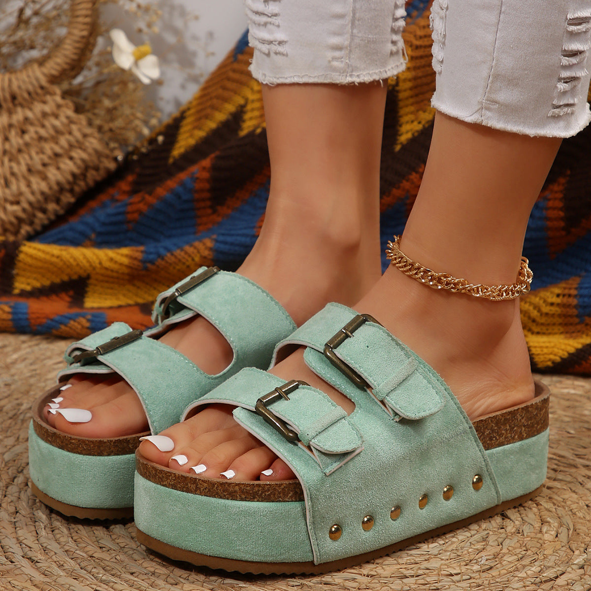 Chic Orthopedic Sandals with Unique Design