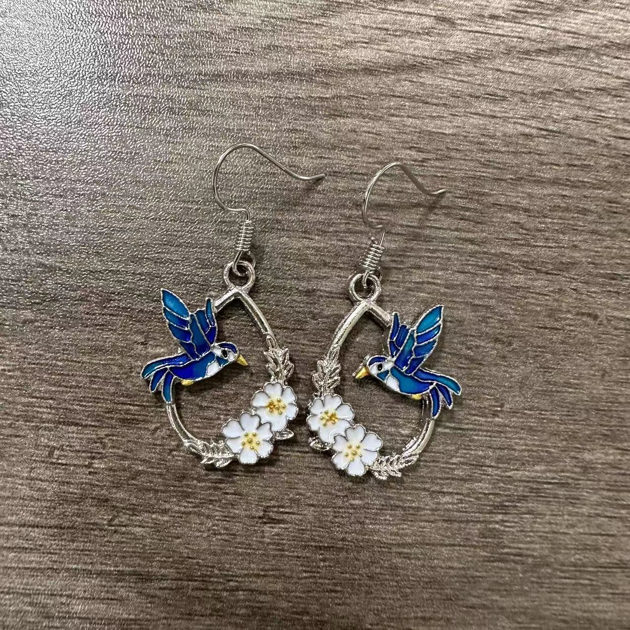 Vintage Handmade Earring