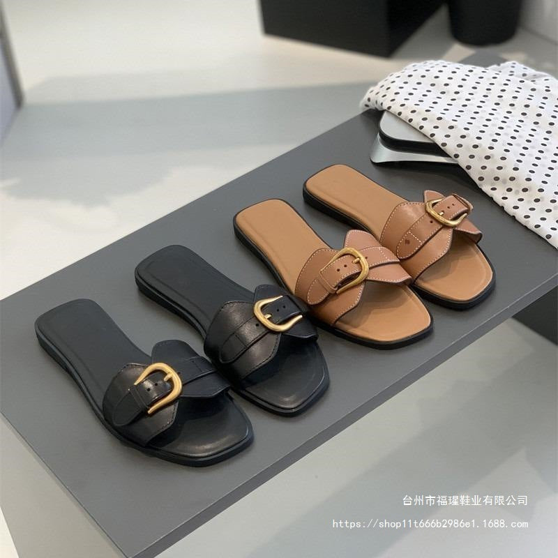 Chic Orthopedic Sandals with Unique Design
