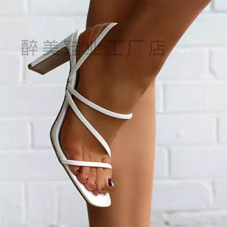 Graceful Orthopedic Sandals for Modern Look