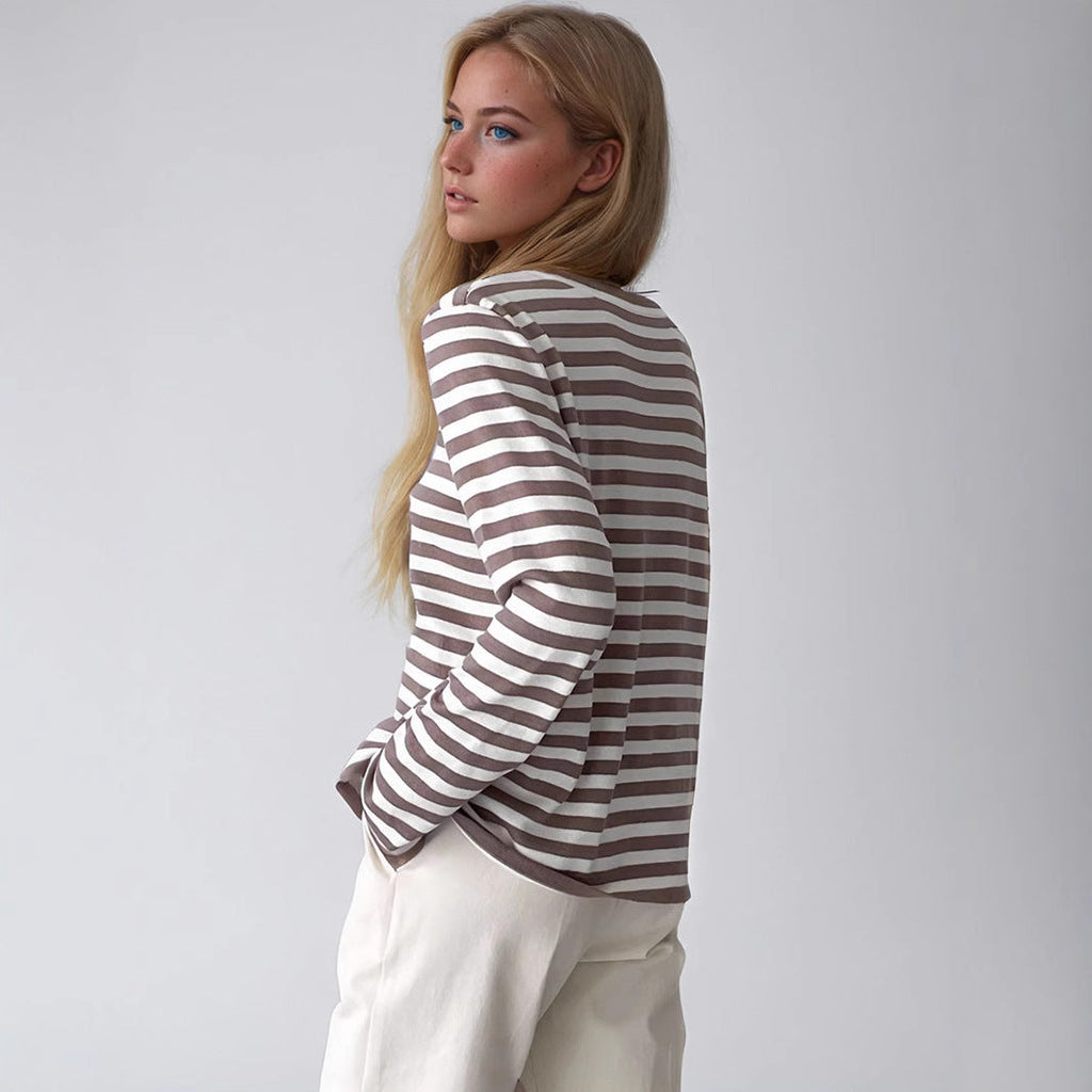 Elegantly Designed Pullover