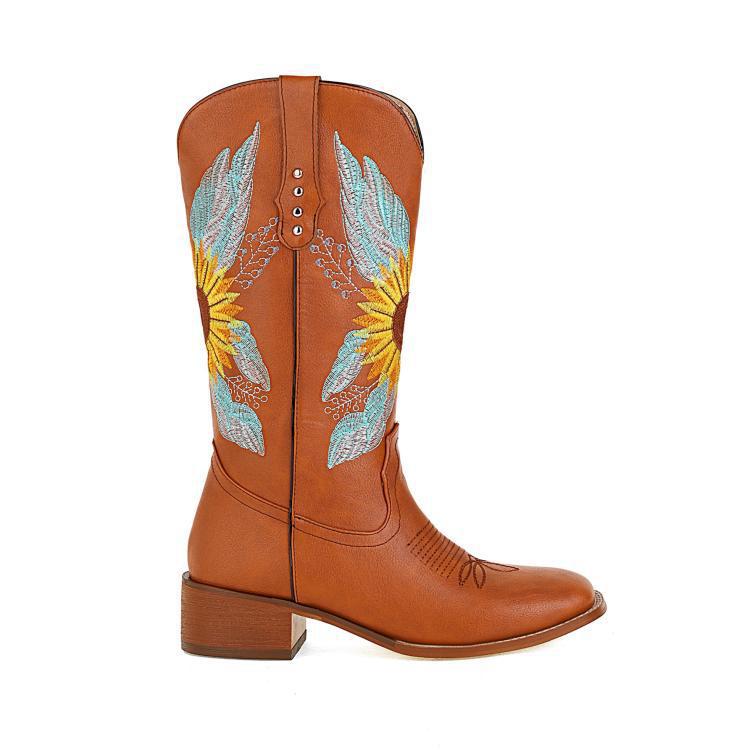 Graceful Orthopedic Boots for Modern Look