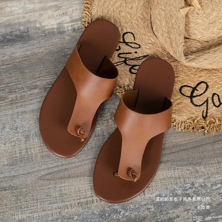 Chic Orthopedic Sandals with Unique Design