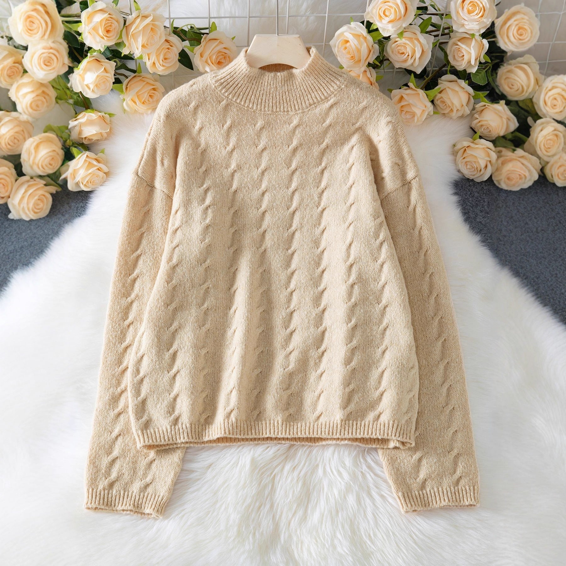 Elegantly Designed Pullover