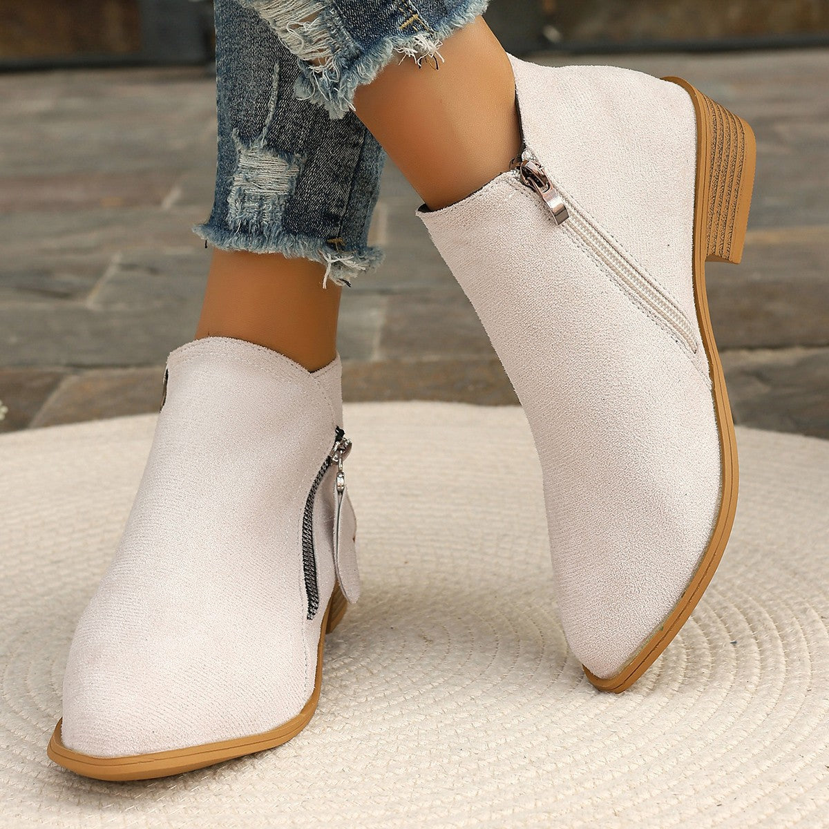 Graceful Orthopedic Shoes for Modern Look