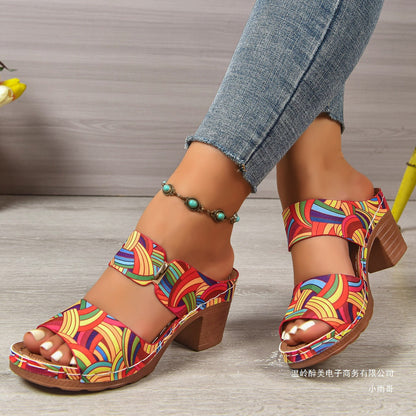 Chic Orthopedic Sandals with Unique Design