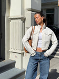 Hellgrau