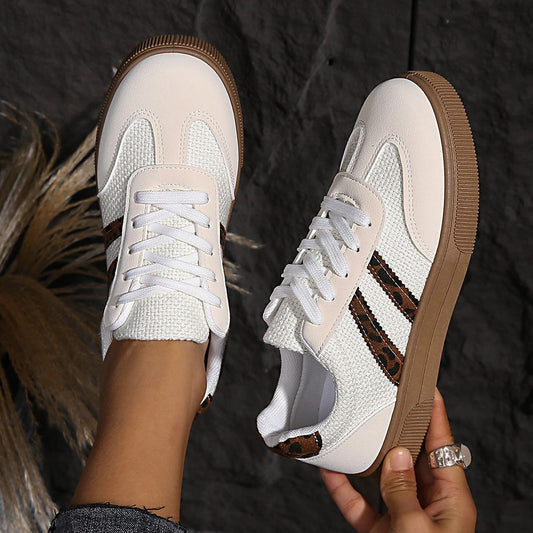 Chic Orthopedic Shoes with Unique Design