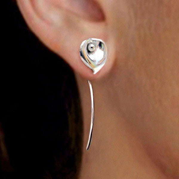 Charming Earring for Any Occasion