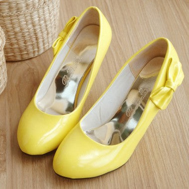 Chic Orthopedic Shoes with Unique Design