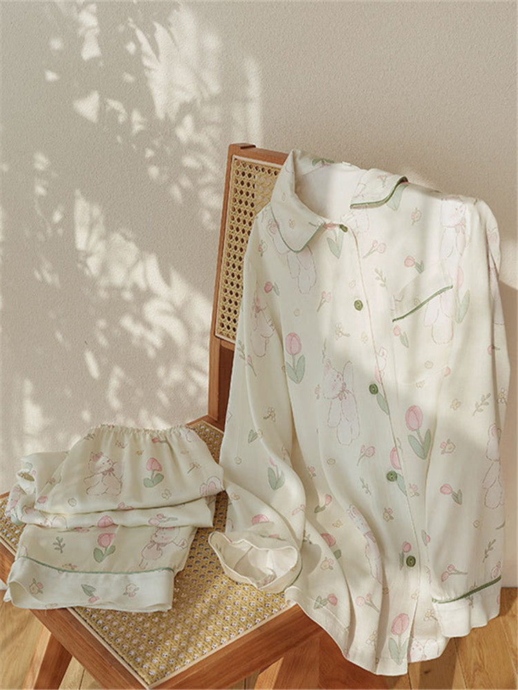 Timeless Vintage Style Garment