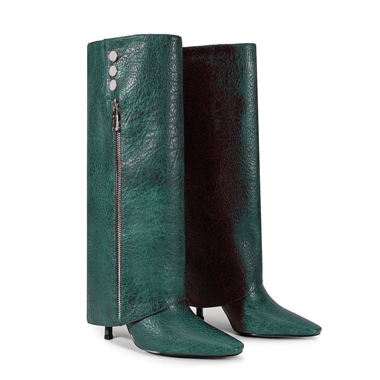 Graceful Orthopedic Boots for Modern Look