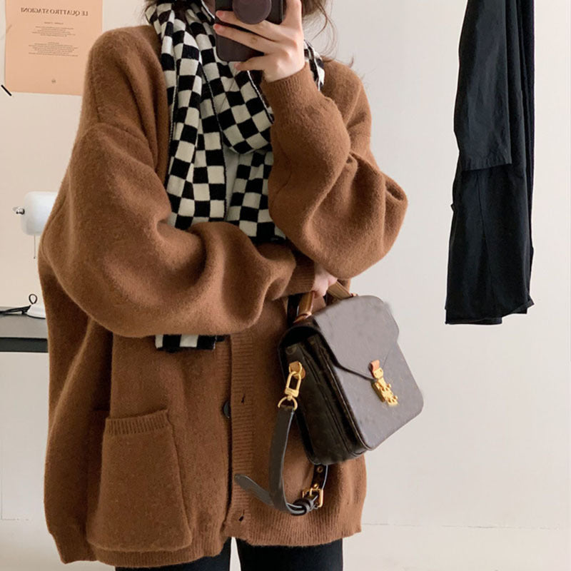 Elegantly Designed Cardigan