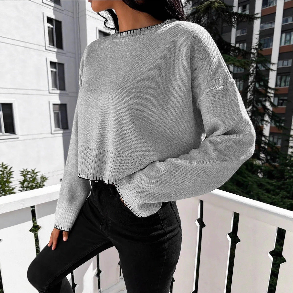 Timeless Vintage Style Pullover