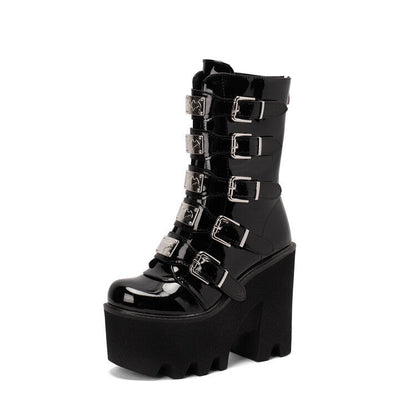 Graceful Orthopedic Boots for Modern Look