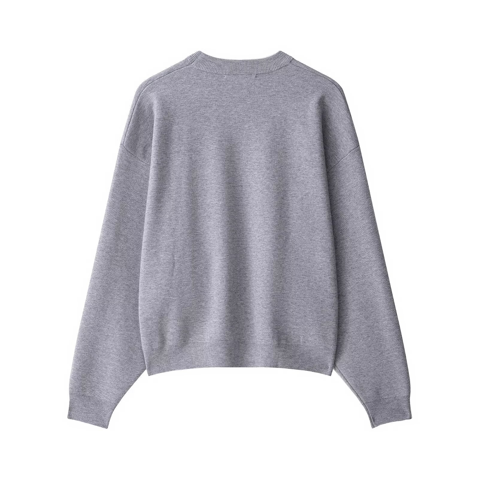 Elegantly Designed Pullover