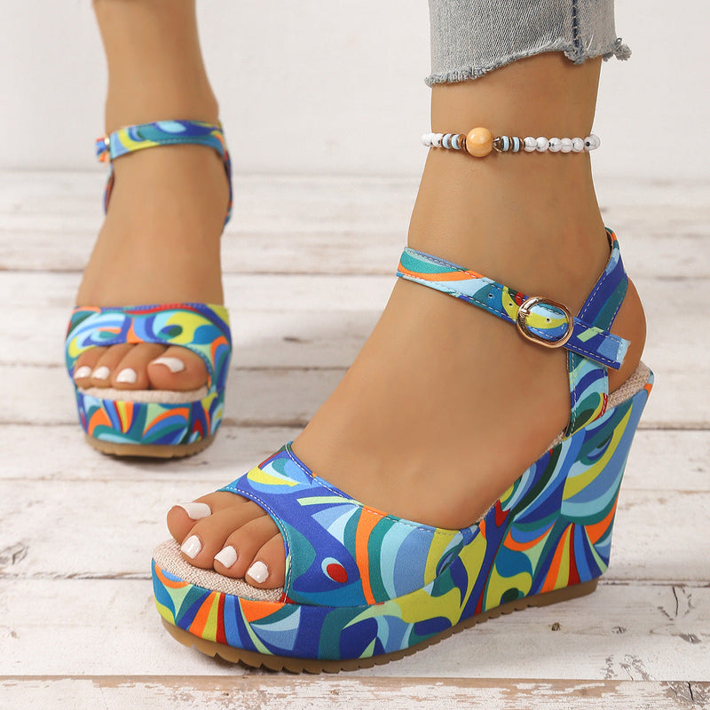 Chic Orthopedic Sandals with Unique Design