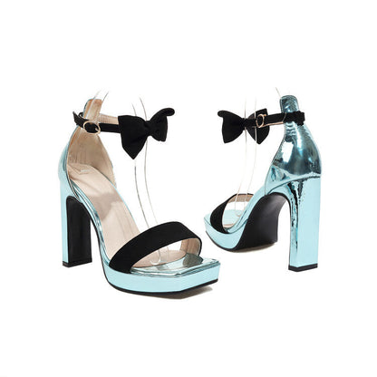 Graceful Orthopedic Sandals for Modern Look