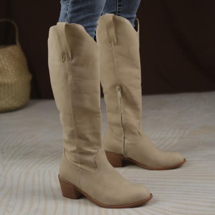 Graceful Orthopedic Boots for Modern Look
