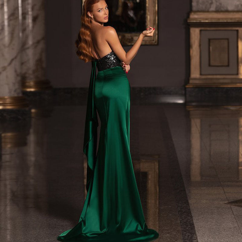 Gracefully Designed Garment