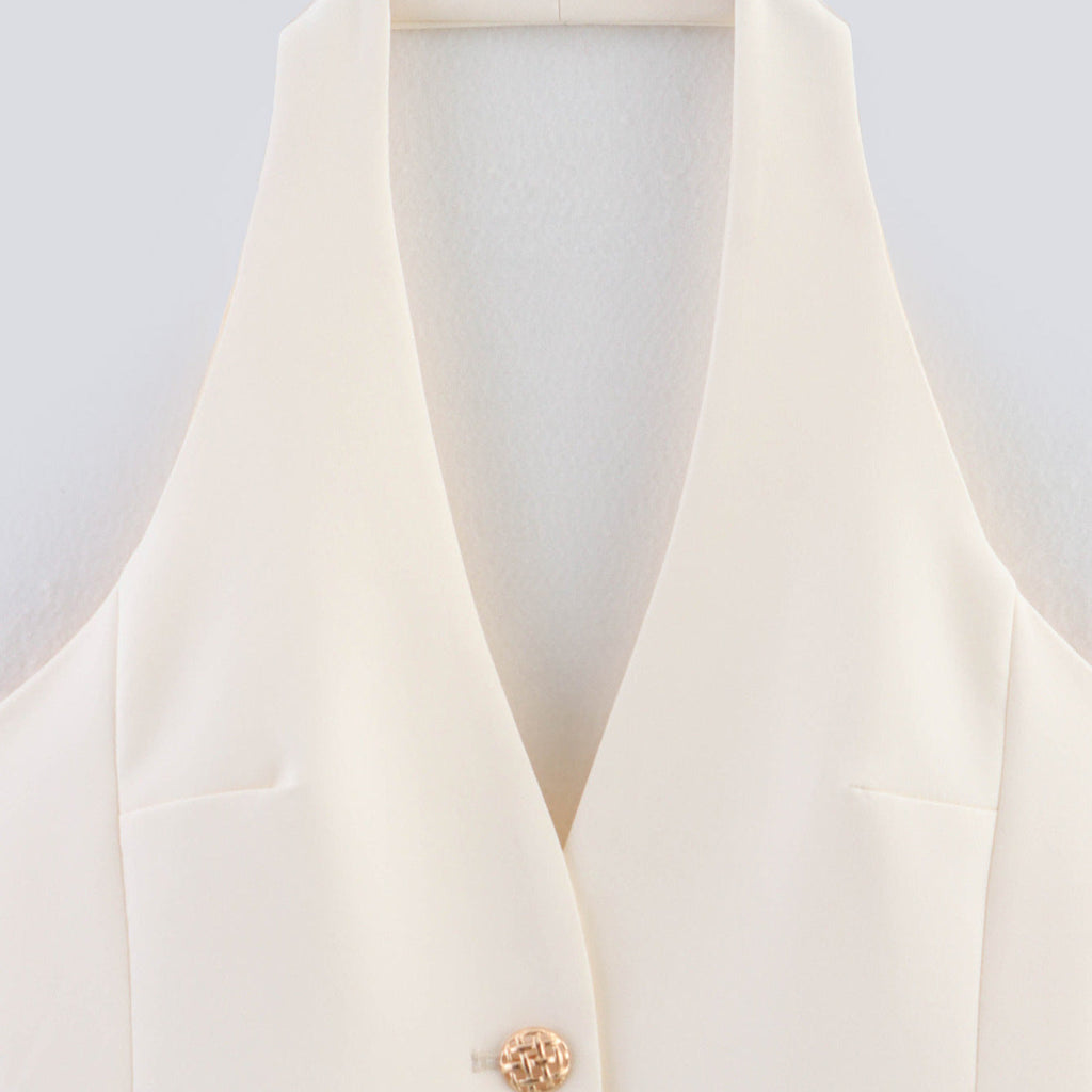 Elegantly Designed Garment