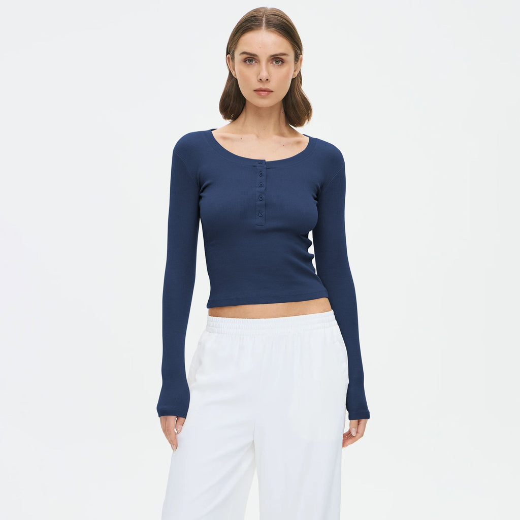 Marineblau