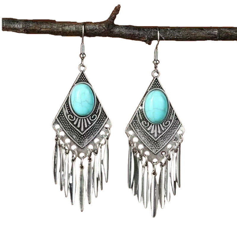 Charming Earring for Any Occasion