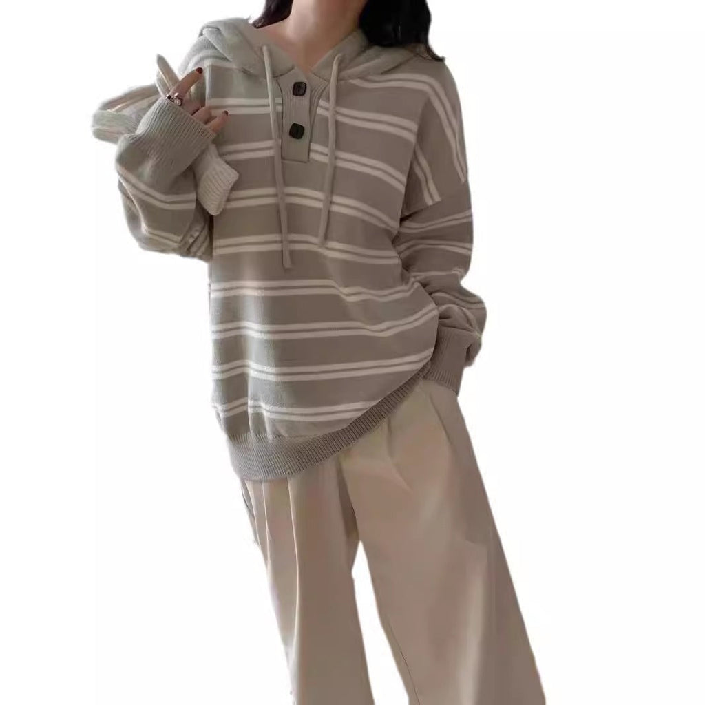 Elegantly Designed Pullover