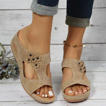 Graceful Orthopedic Sandals for Modern Look