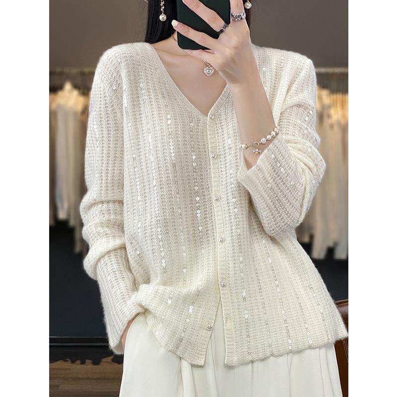 Elegantly Designed Cardigan