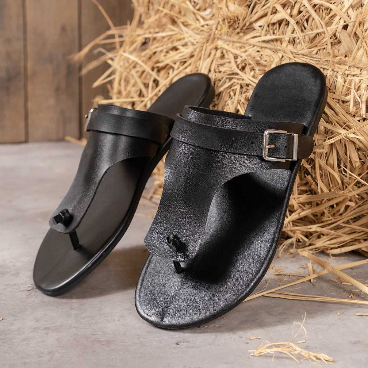 Graceful Orthopedic Sandals for Modern Look
