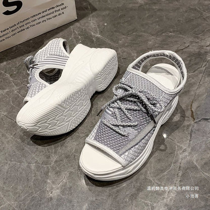 Graceful Orthopedic Sandals for Modern Look