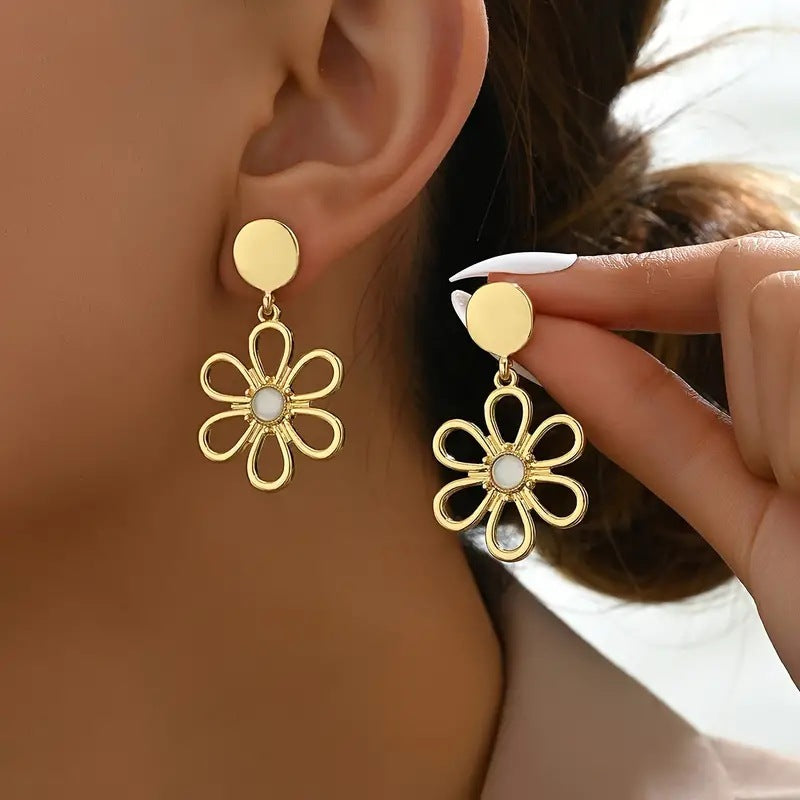 Classic Earring with Timeless Appeal