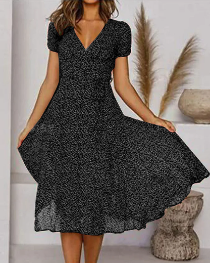 LM | Printed chiffon dress with short sleeves and V-neckline