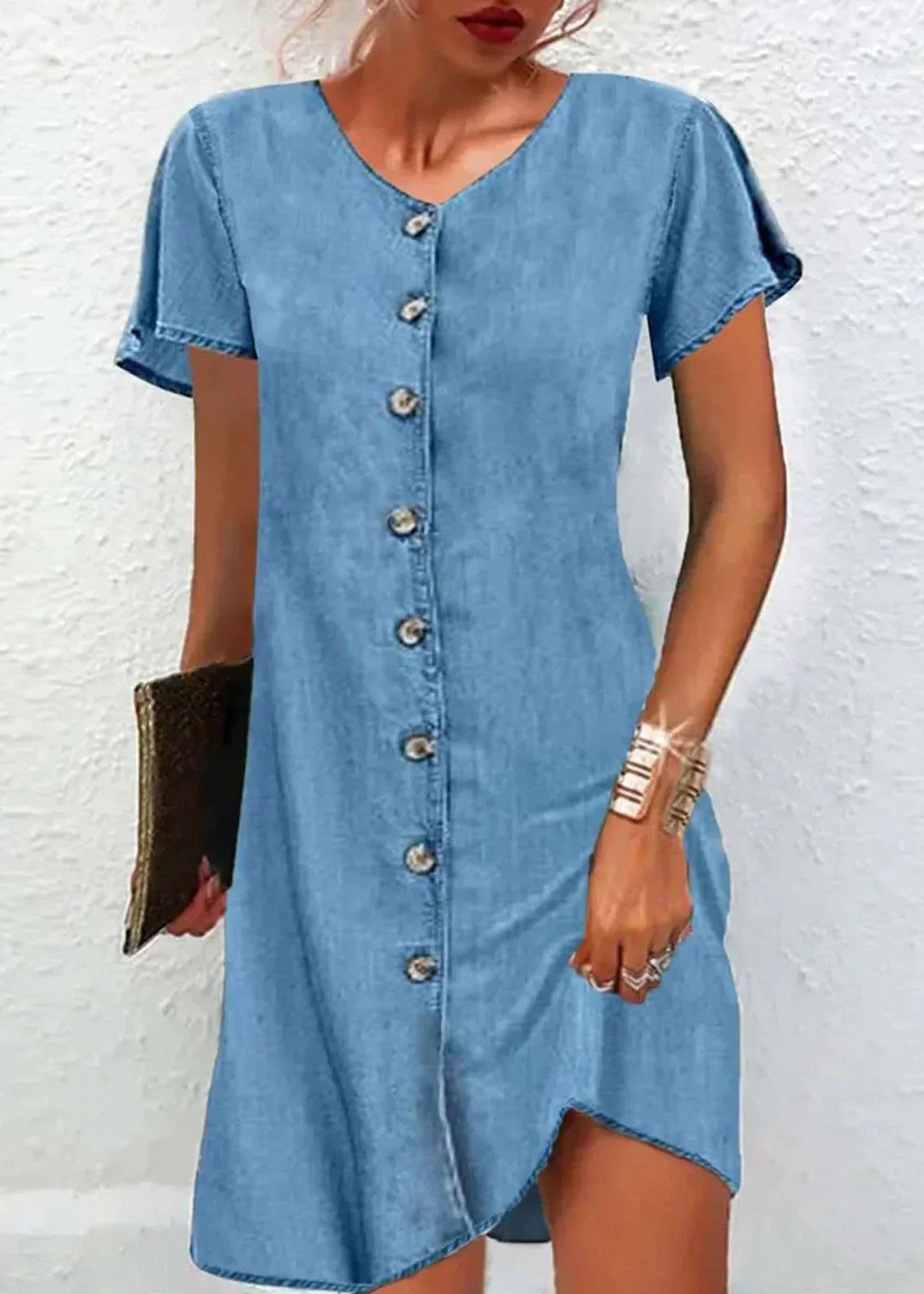 LM | simple denim dress with short sleeves and V-neckline