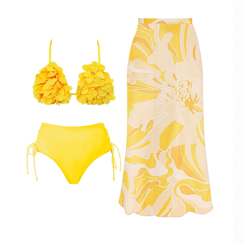 Casually Bikini With a Refined Edge