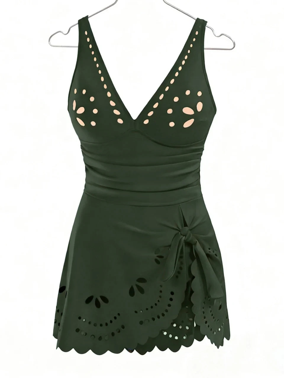 Finely Styled Dress With a Classic Look