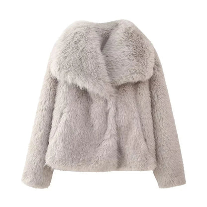 LM | Modern and comfortable winter dress