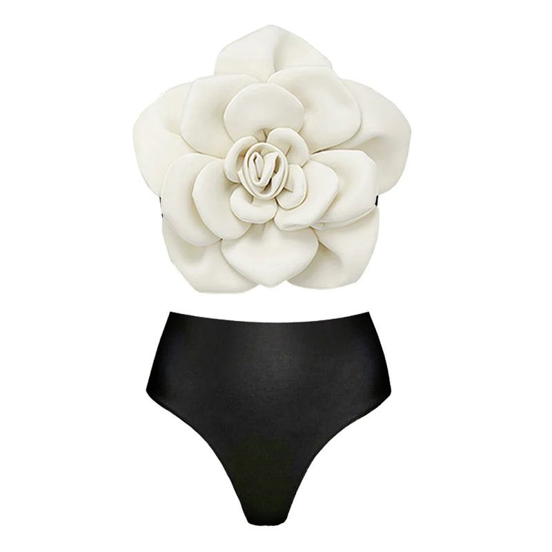 Beautifully Finished Bikini in a Timeless Design