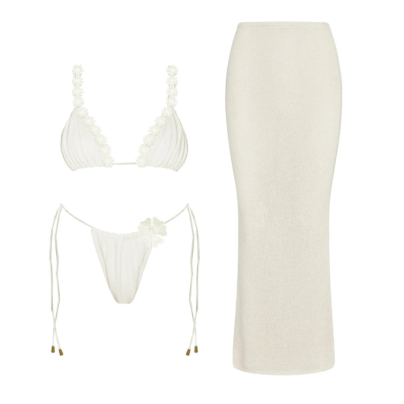 Casually Bikini With a Refined Edge