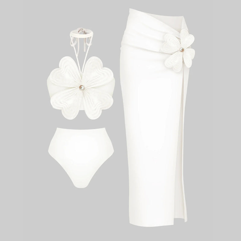 Casually Bikini With a Refined Edge