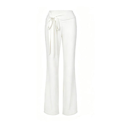 Classic Designed Pants in a Timeless Cut