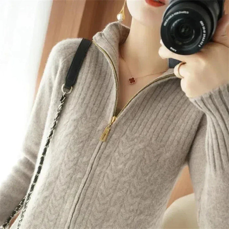LM | Elegant casual sweater