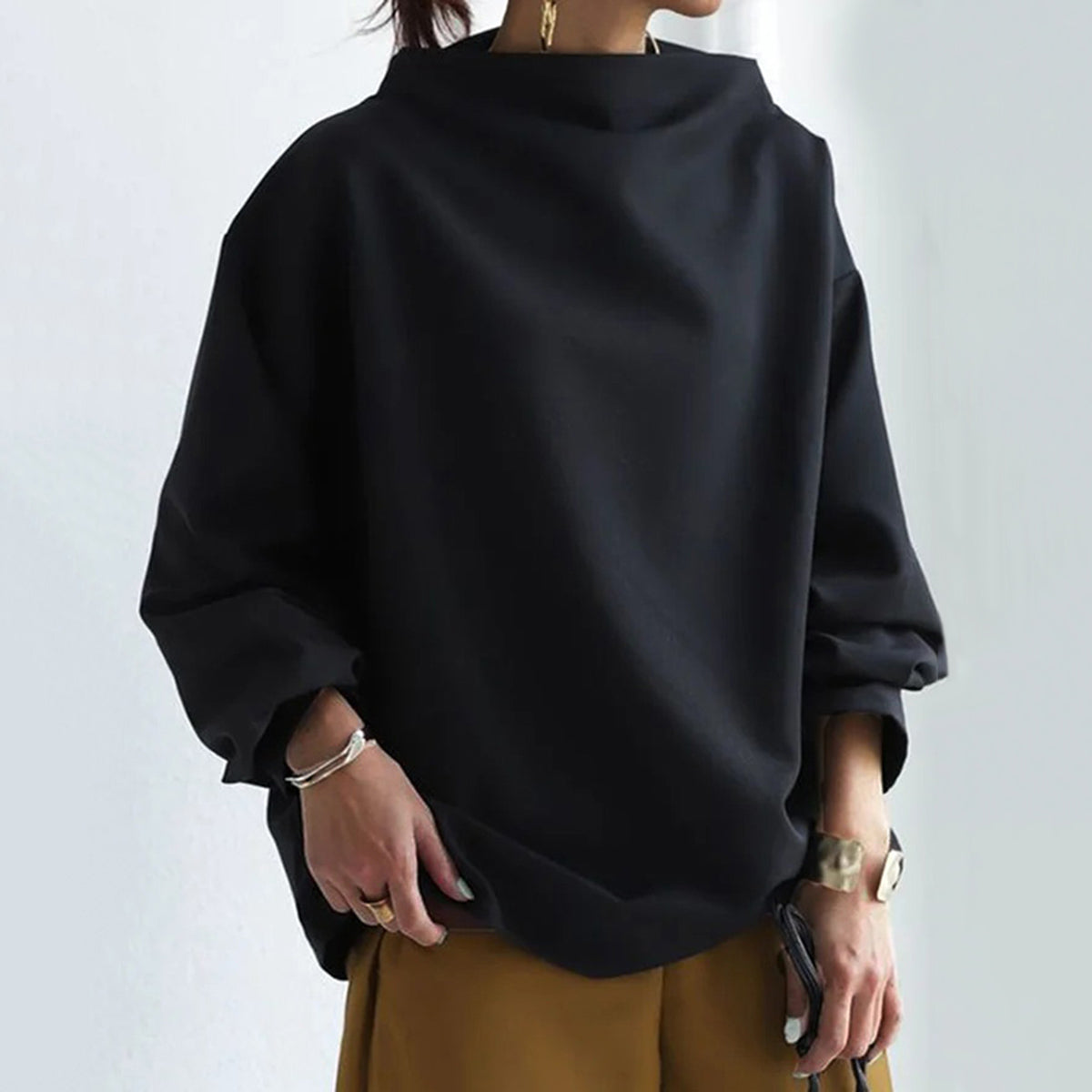 Elegantly Designed Pullover