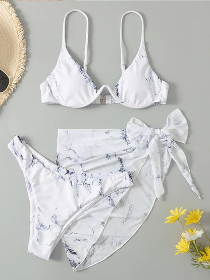 Beautifully Finished Bikini in a Timeless Design