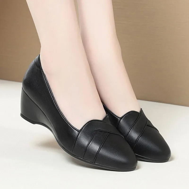 Durable and Supportive Orthopedic Shoes