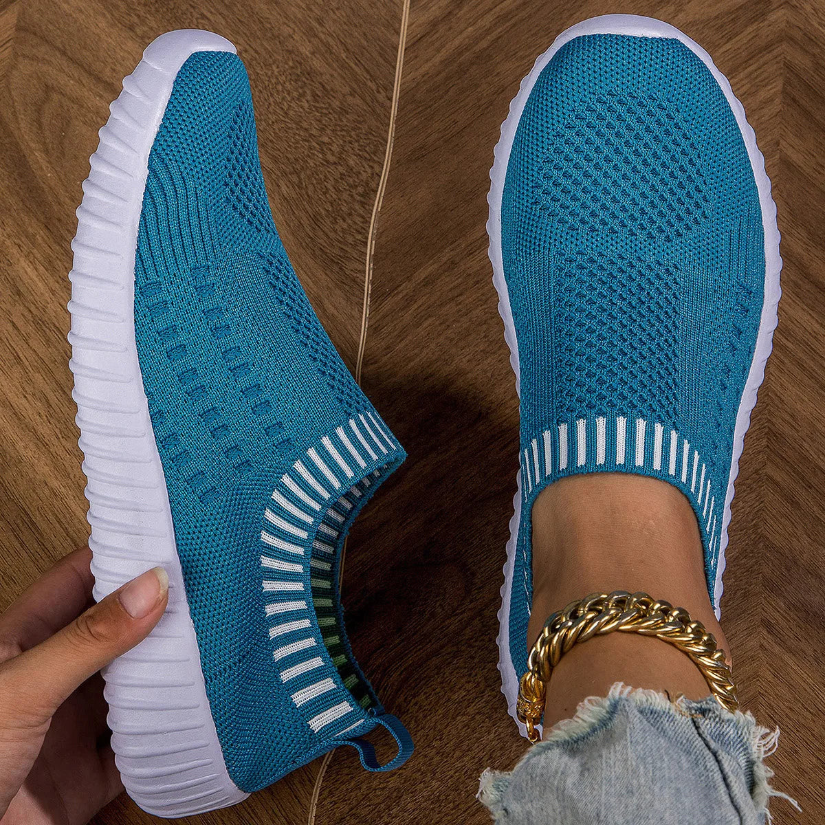 Versatile and Supportive Orthopedic Sneakers
