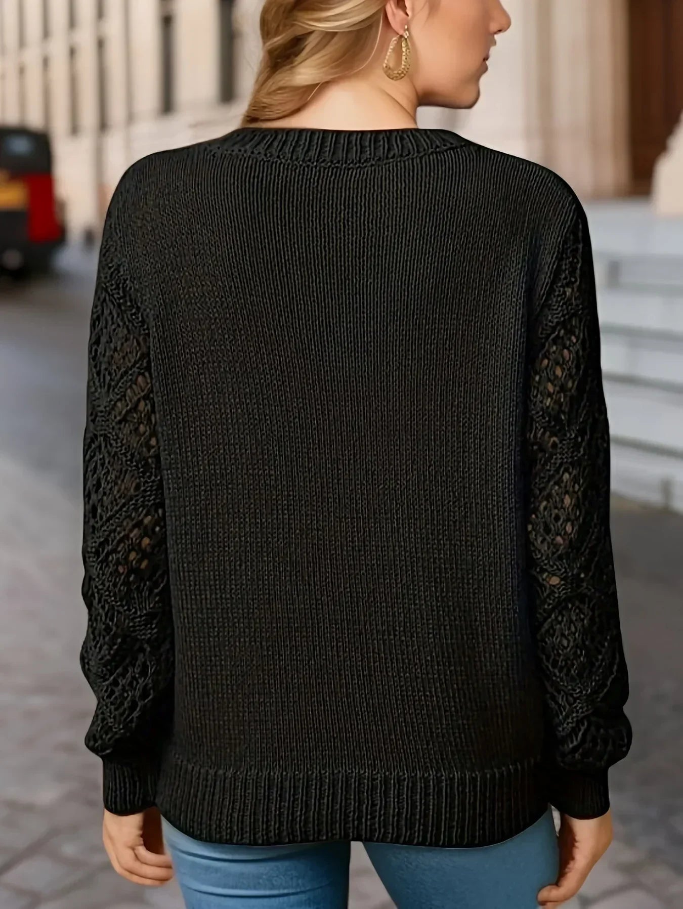 Timeless Vintage Style Pullover