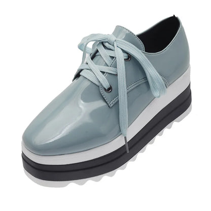 Versatile and Supportive Orthopedic Sneakers