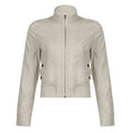 Well Tailored Jacket with a Graceful Silhouette